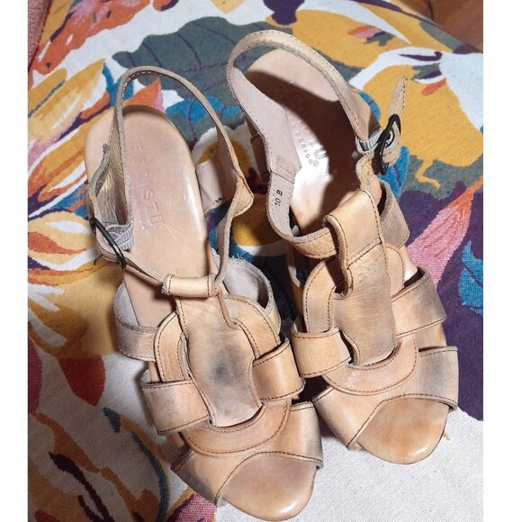 Bed Stu Light Brown Leather 5" Heels PREOWNED sz 10.5 - Picture 7 of 9